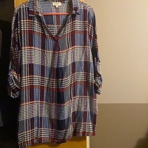 Long blouse with pockets